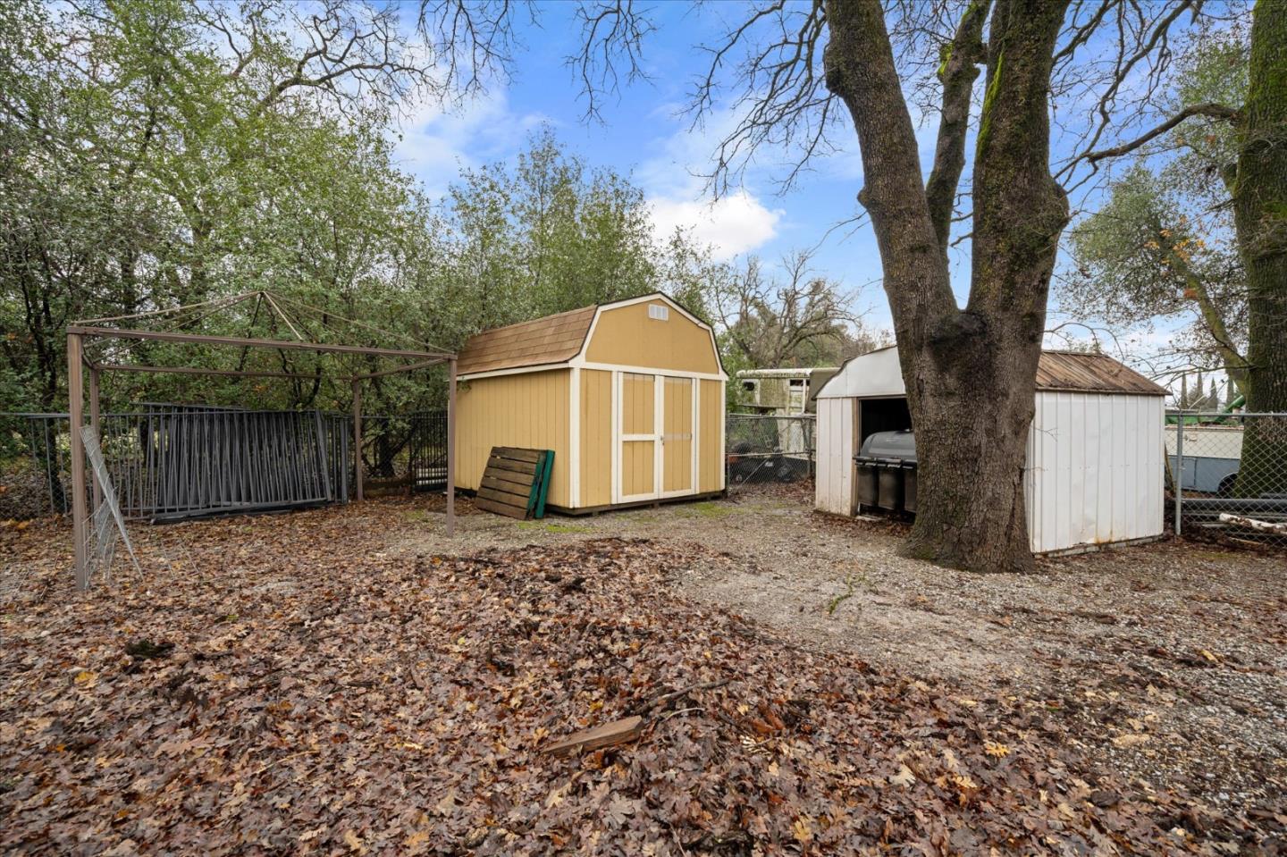 Detail Gallery Image 28 of 34 For 7235 Amigo Way, Redding,  CA 96002 - 3 Beds | 2 Baths