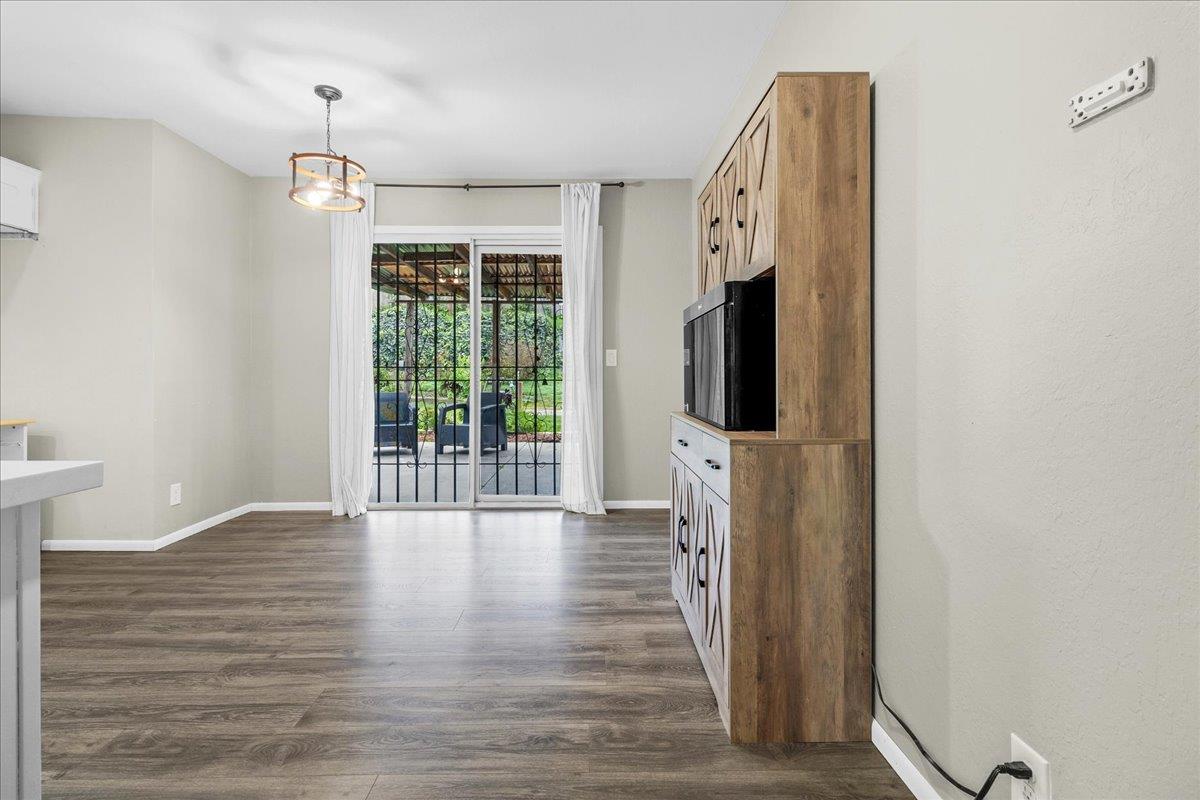 Detail Gallery Image 15 of 35 For 724 Circle Dr, Salinas,  CA 93905 - 3 Beds | 2 Baths