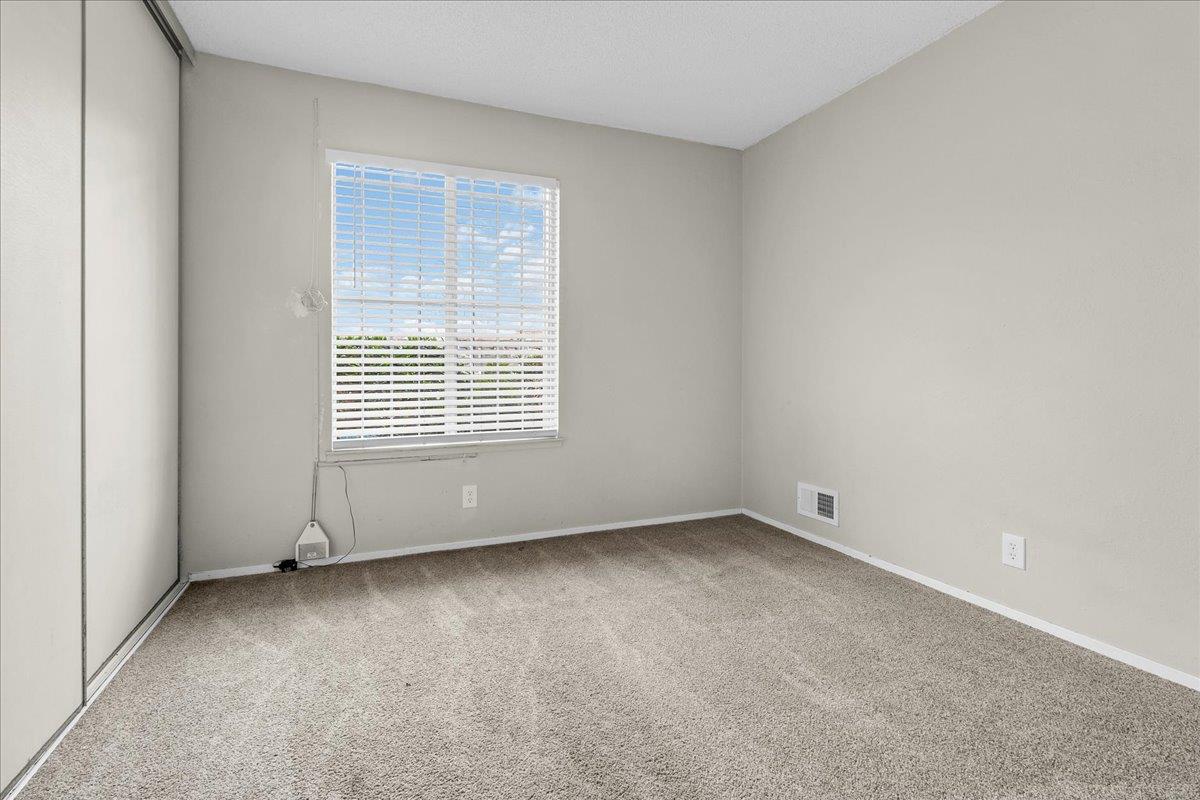 Detail Gallery Image 24 of 35 For 724 Circle Dr, Salinas,  CA 93905 - 3 Beds | 2 Baths