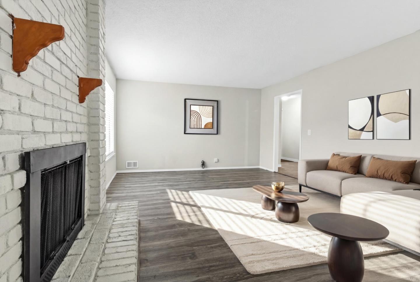 Detail Gallery Image 6 of 35 For 724 Circle Dr, Salinas,  CA 93905 - 3 Beds | 2 Baths