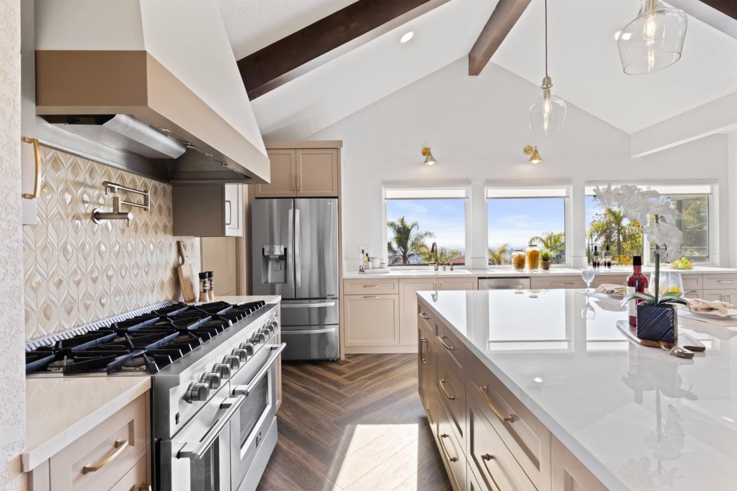 Detail Gallery Image 13 of 71 For 3645 El Grande Dr, San Jose,  CA 95132 - 4 Beds | 2/1 Baths