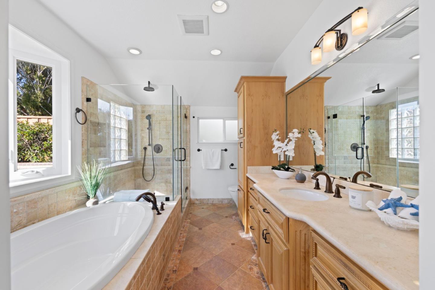 Detail Gallery Image 39 of 71 For 3645 El Grande Dr, San Jose,  CA 95132 - 4 Beds | 2/1 Baths