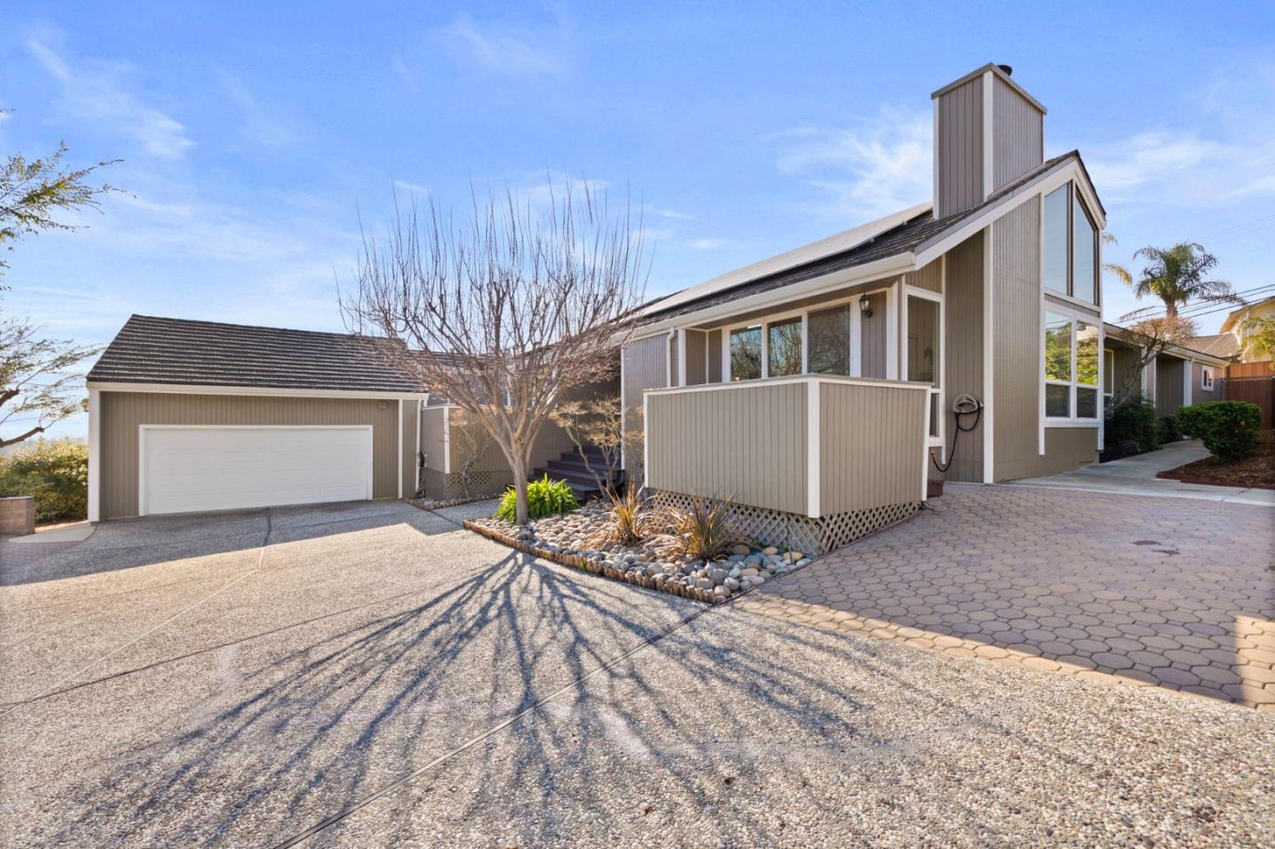 Detail Gallery Image 4 of 71 For 3645 El Grande Dr, San Jose,  CA 95132 - 4 Beds | 2/1 Baths