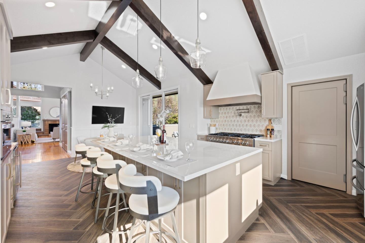 Detail Gallery Image 8 of 71 For 3645 El Grande Dr, San Jose,  CA 95132 - 4 Beds | 2/1 Baths