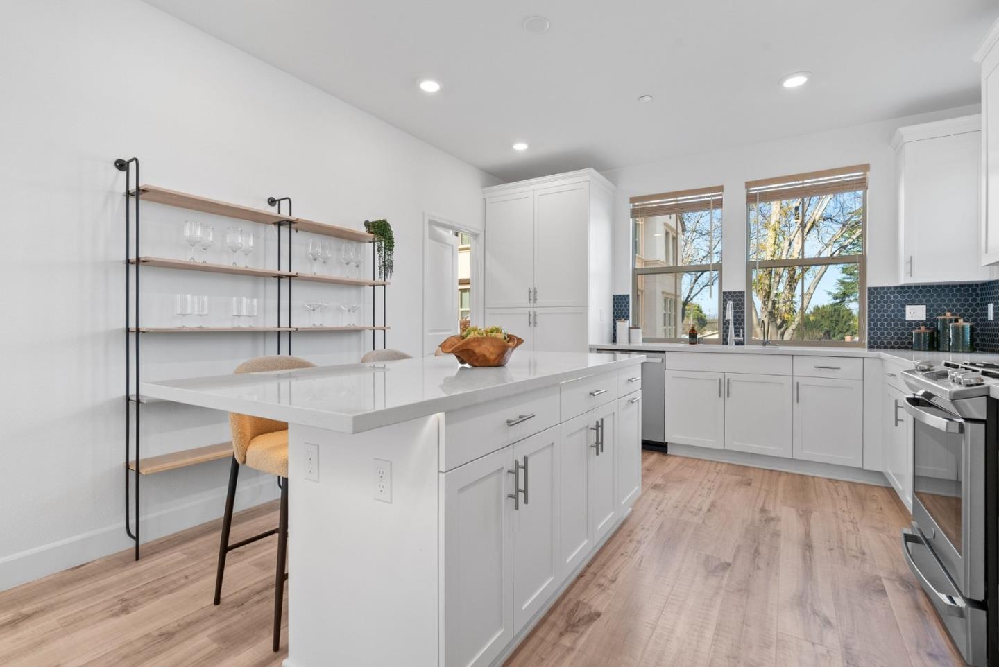 Photo #17: ML82032712 Listing: Photo #17