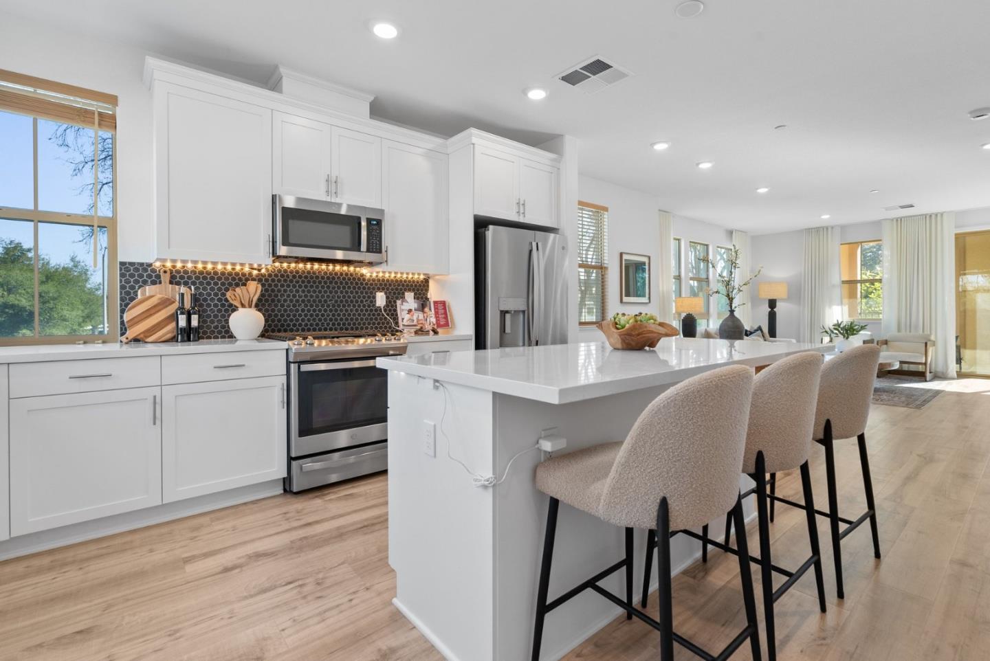 Photo #20: ML82032712 Listing: Photo #20