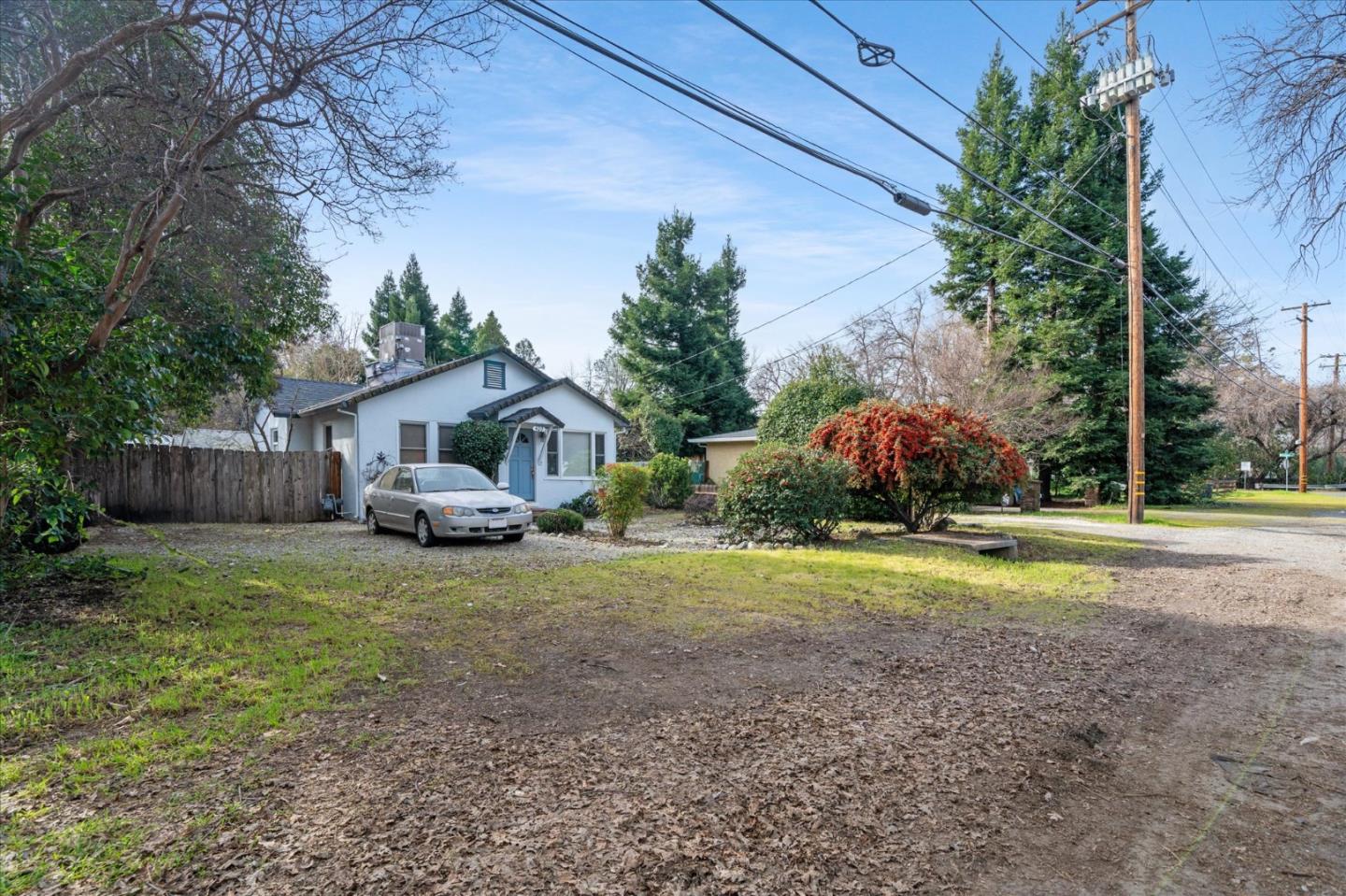 Detail Gallery Image 22 of 41 For 409 Smile Pl, Redding,  CA 96001 - 3 Beds | 2 Baths