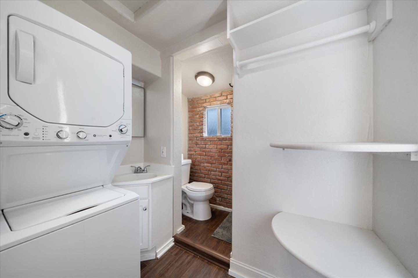 Detail Gallery Image 37 of 41 For 409 Smile Pl, Redding,  CA 96001 - 3 Beds | 2 Baths