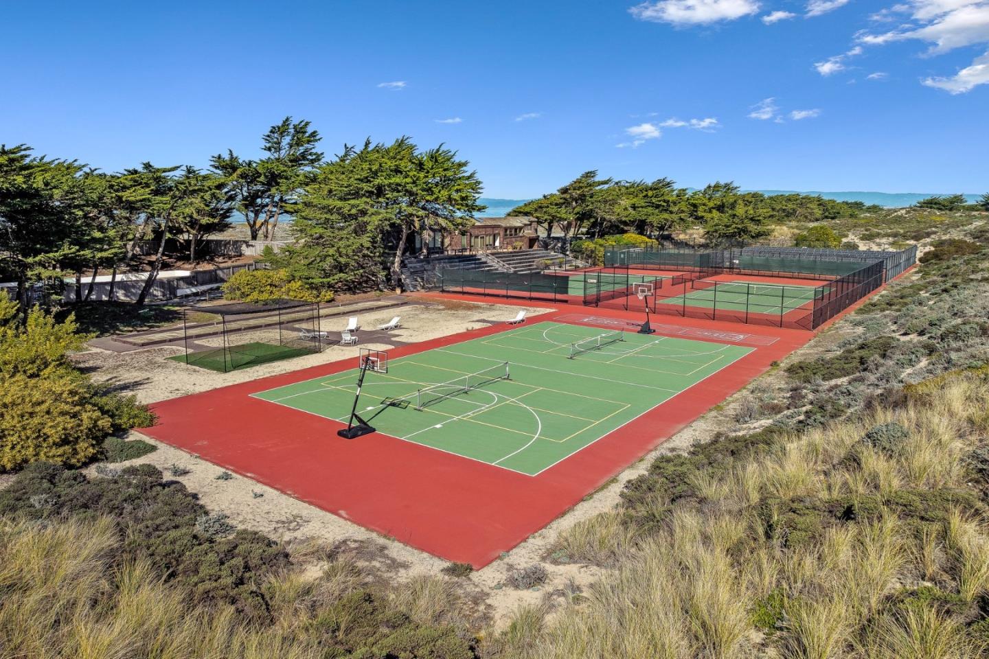 Detail Gallery Image 47 of 51 For 338 Monterey Dunes Way, Moss Landing,  CA 95039 - 3 Beds | 3 Baths