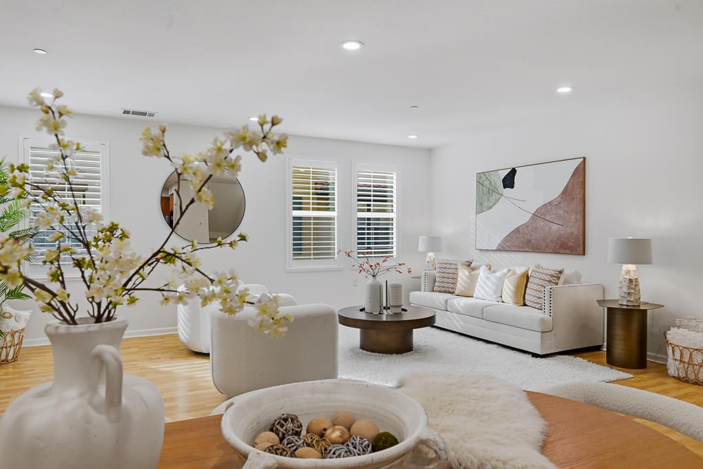 Photo #11: ML82032715 Listing: Photo #11