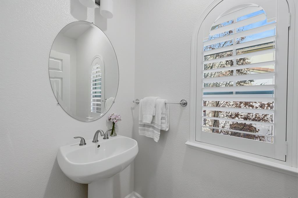 Photo #17: ML82032715 Listing: Photo #17