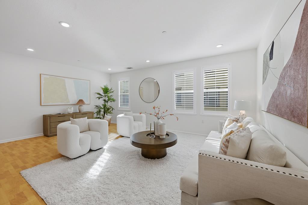 Photo #2: ML82032715 Listing: Photo #2