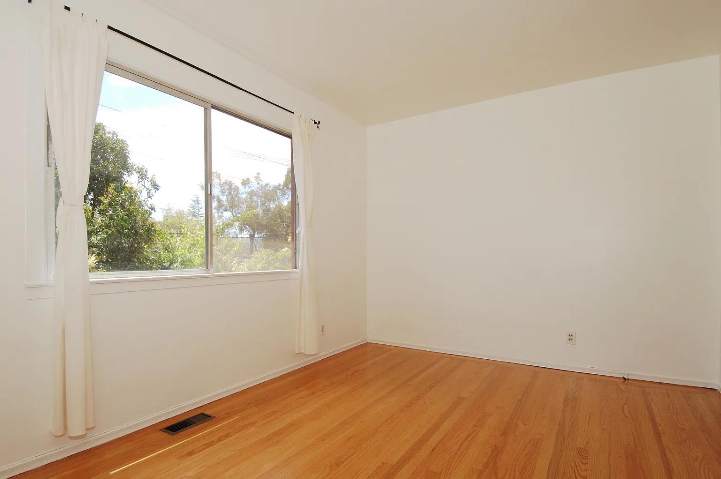 Detail Gallery Image 28 of 28 For 906-908 Haddon Dr, San Mateo,  CA 94402 - – Beds | – Baths