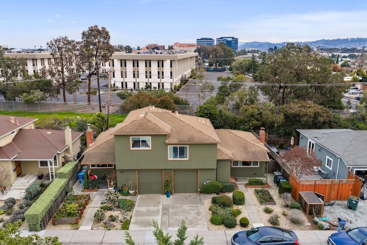 Detail Gallery Image 4 of 28 For 906-908 Haddon Dr, San Mateo,  CA 94402 - – Beds | – Baths