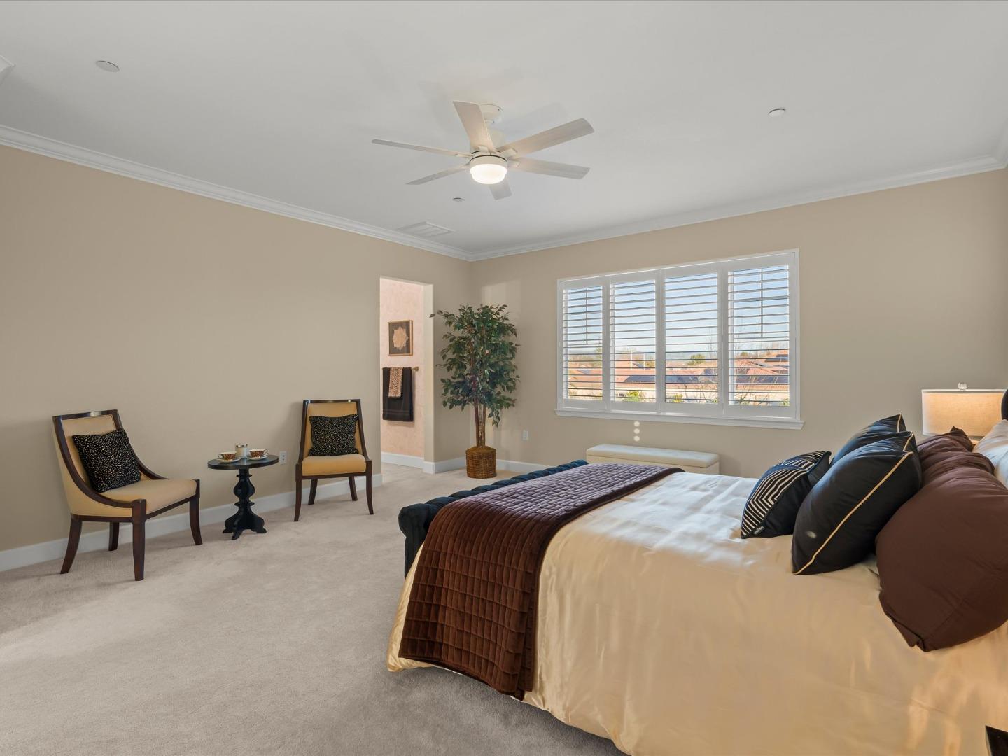 Detail Gallery Image 12 of 28 For 1702 Rosemary Dr, Gilroy,  CA 95020 - 5 Beds | 4/1 Baths