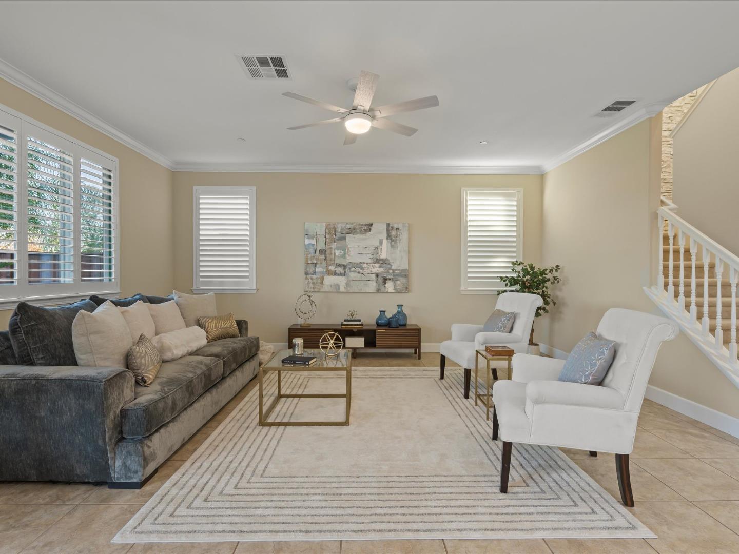 Detail Gallery Image 2 of 28 For 1702 Rosemary Dr, Gilroy,  CA 95020 - 5 Beds | 4/1 Baths