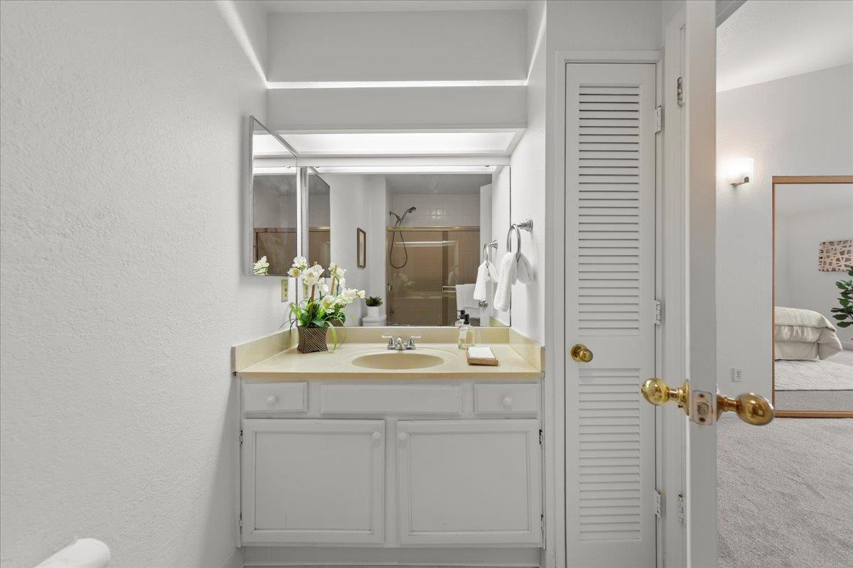 Detail Gallery Image 20 of 27 For 2392 N Main St #E,  Salinas,  CA 93906 - 1 Beds | 1 Baths