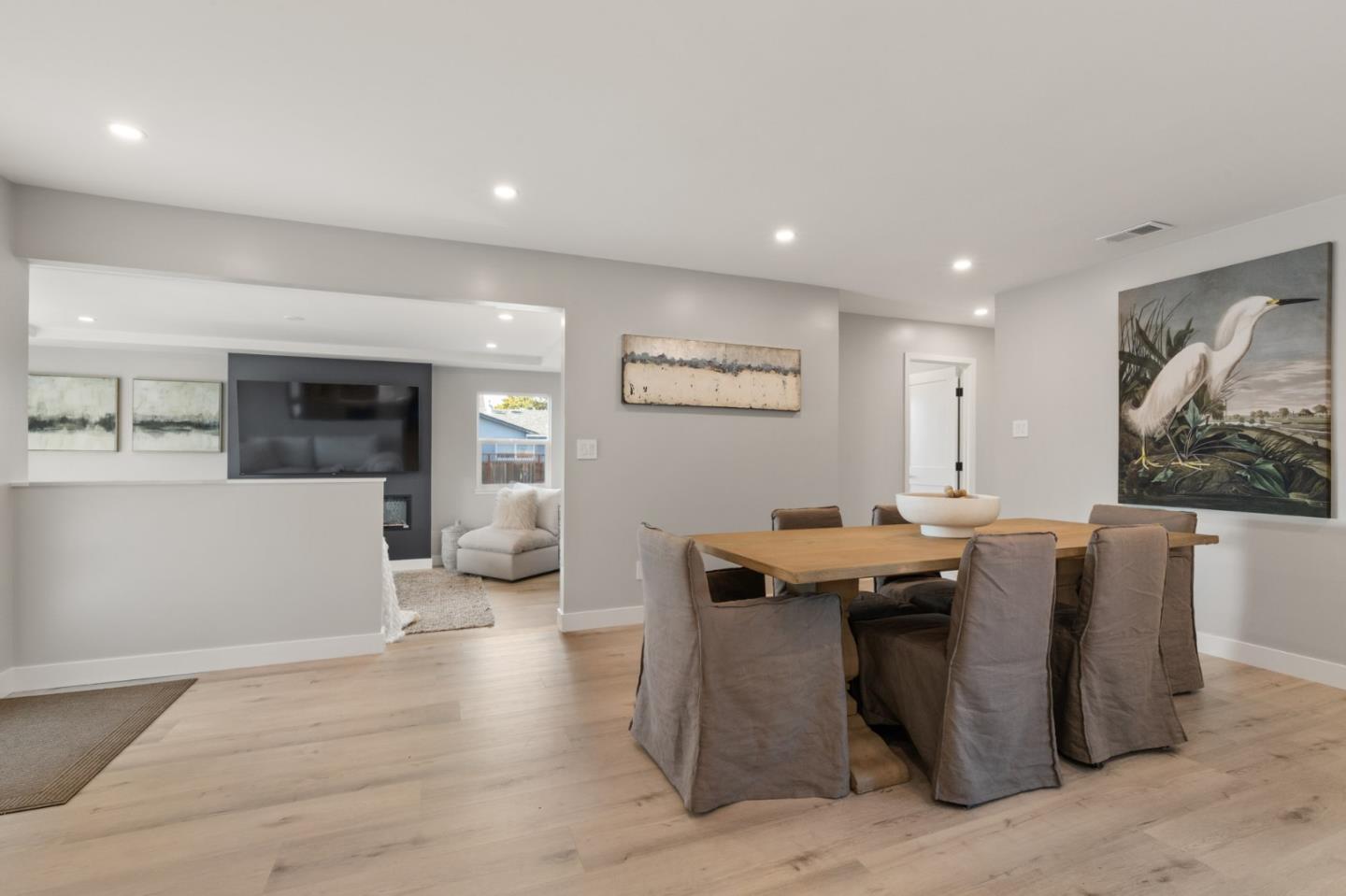 Detail Gallery Image 14 of 42 For 303 Filbert St, Half Moon Bay,  CA 94019 - 4 Beds | 2 Baths