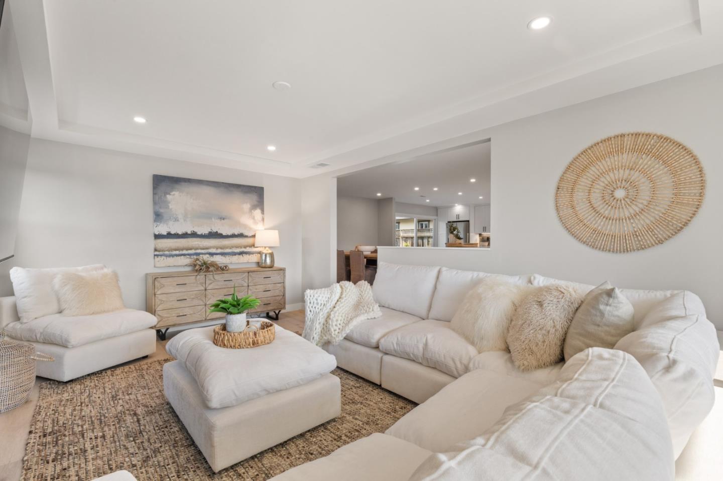 Detail Gallery Image 18 of 42 For 303 Filbert St, Half Moon Bay,  CA 94019 - 4 Beds | 2 Baths