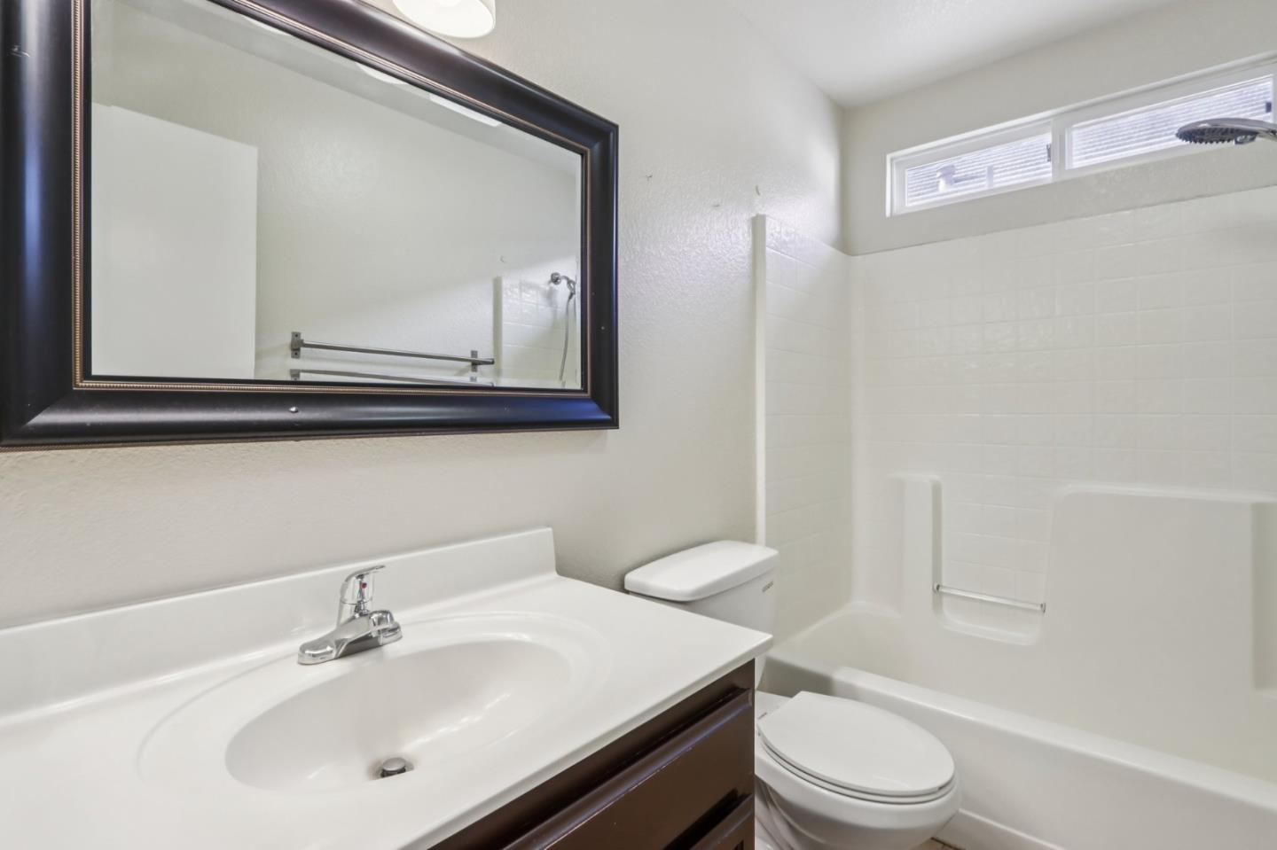 Detail Gallery Image 20 of 30 For 1706 Countrywood Ln, Tracy,  CA 95376 - 3 Beds | 2/1 Baths