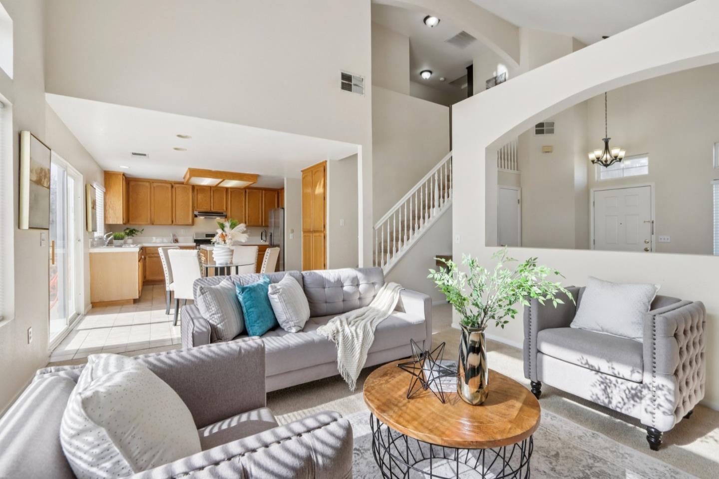 Detail Gallery Image 5 of 30 For 1706 Countrywood Ln, Tracy,  CA 95376 - 3 Beds | 2/1 Baths