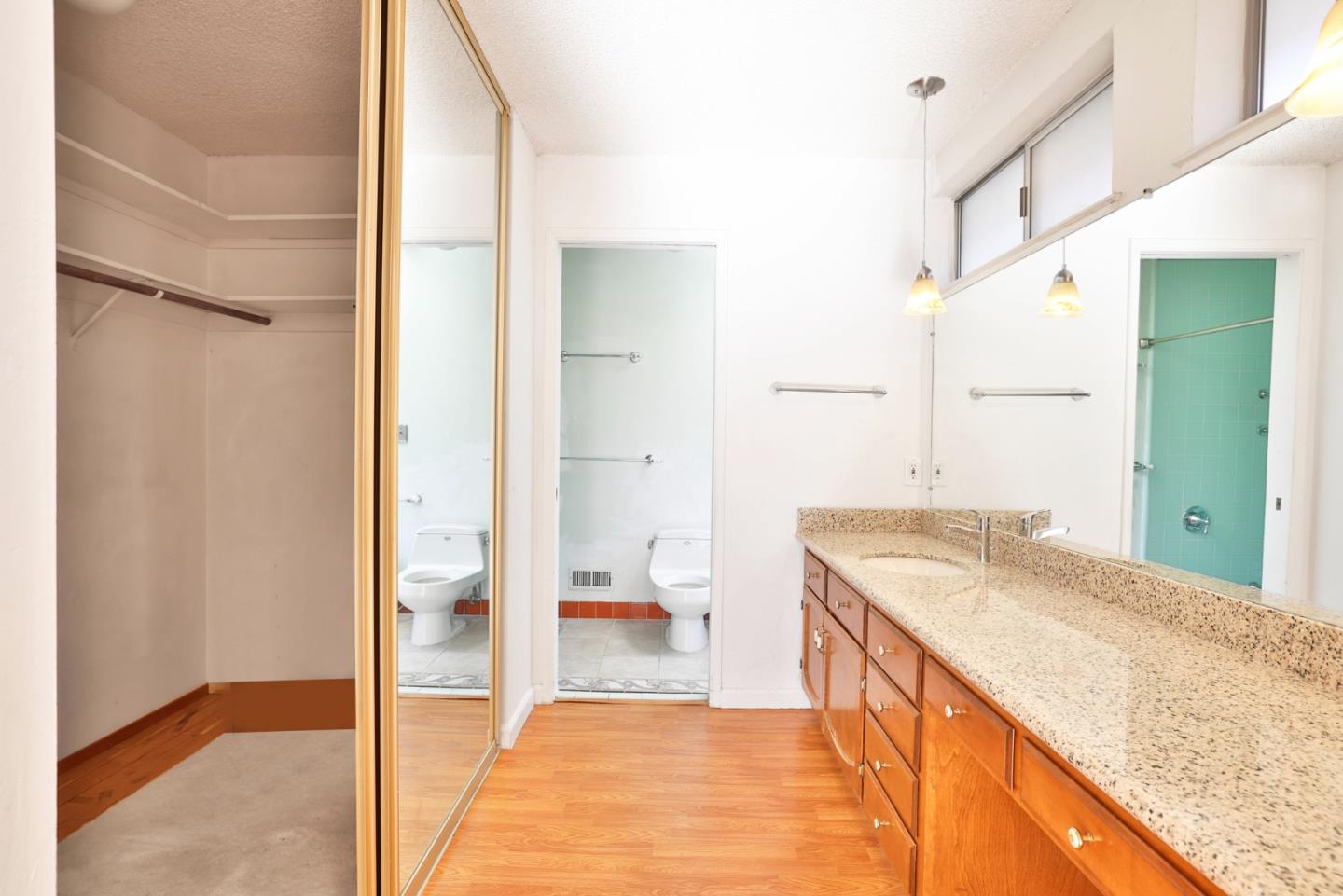 Detail Gallery Image 11 of 29 For 1492 Robsheal Dr, San Jose,  CA 95125 - 5 Beds | 3 Baths