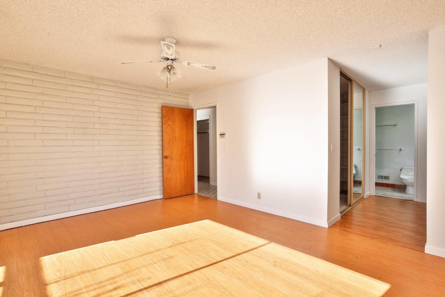 Detail Gallery Image 9 of 29 For 1492 Robsheal Dr, San Jose,  CA 95125 - 5 Beds | 3 Baths