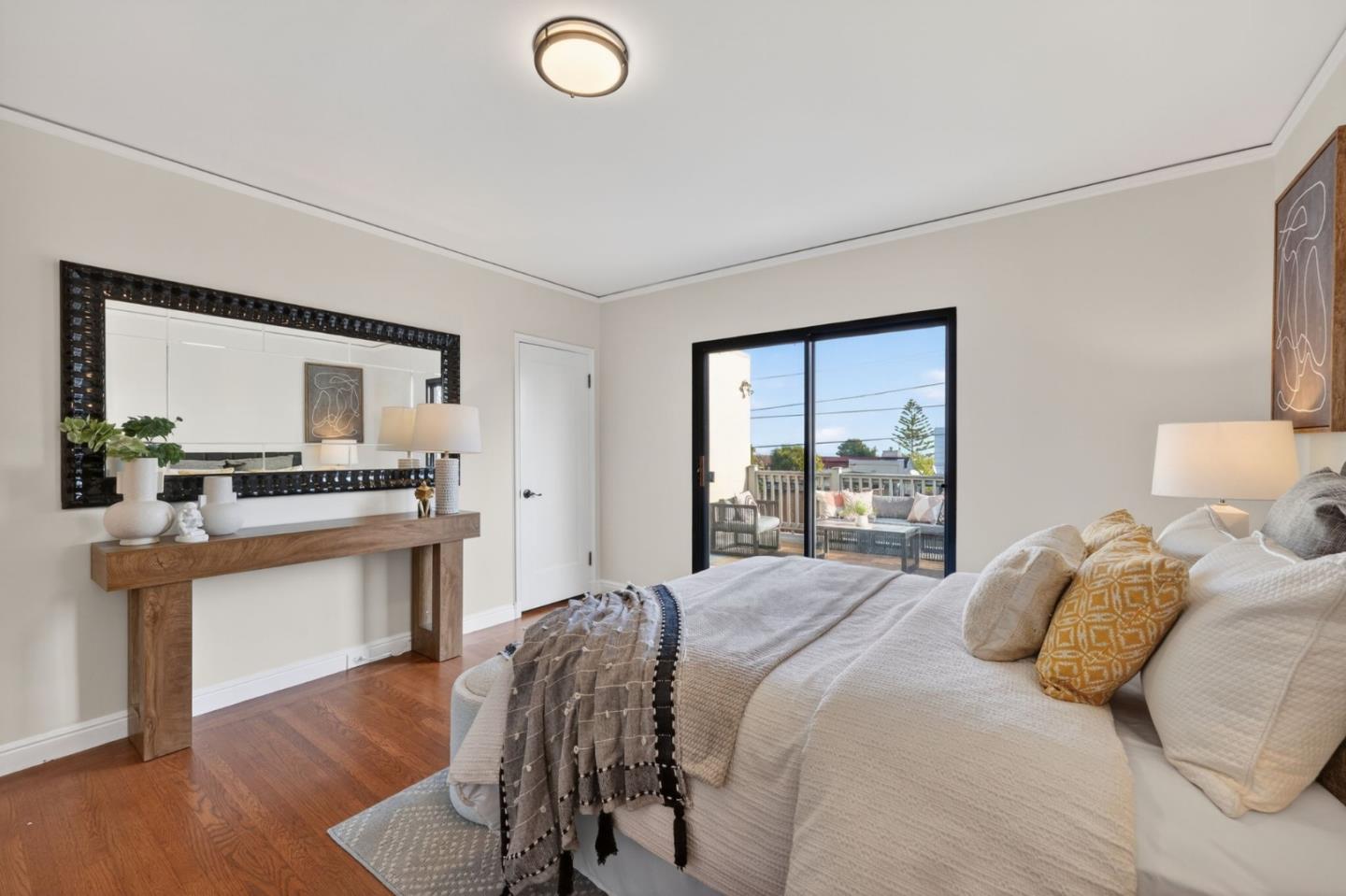 Detail Gallery Image 28 of 51 For 220 Palm Ave, Millbrae,  CA 94030 - 3 Beds | 2 Baths