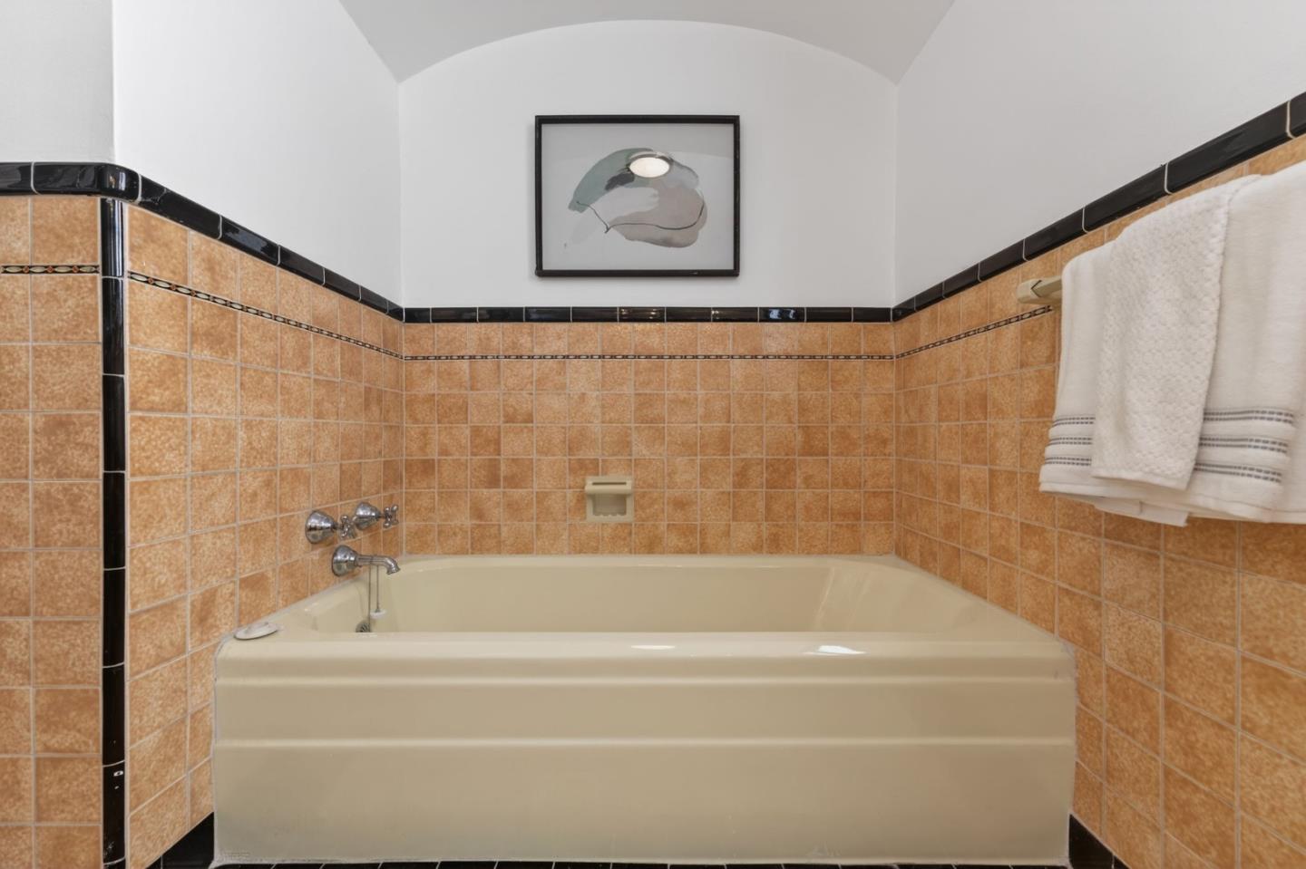 Detail Gallery Image 33 of 51 For 220 Palm Ave, Millbrae,  CA 94030 - 3 Beds | 2 Baths