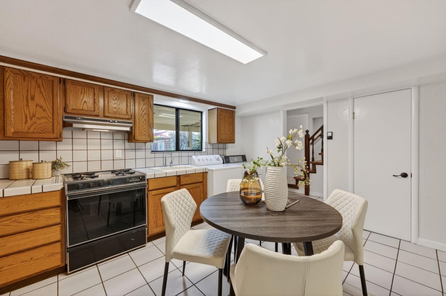 Detail Gallery Image 38 of 51 For 220 Palm Ave, Millbrae,  CA 94030 - 3 Beds | 2 Baths