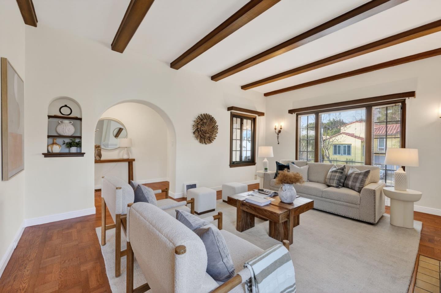 Detail Gallery Image 9 of 51 For 220 Palm Ave, Millbrae,  CA 94030 - 3 Beds | 2 Baths