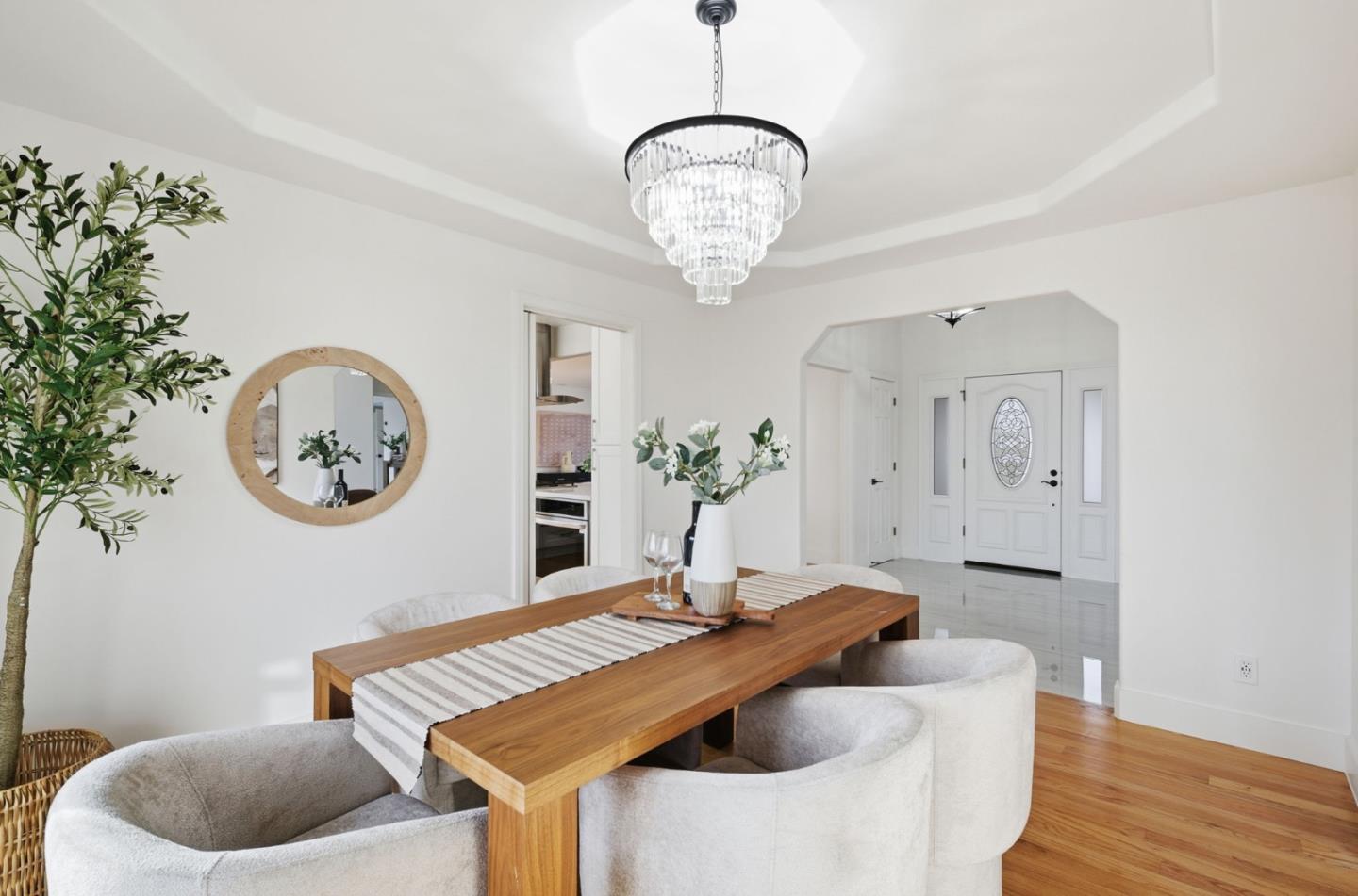 Detail Gallery Image 16 of 78 For 1501 Welburn Ave, Gilroy,  CA 95020 - 4 Beds | 3 Baths