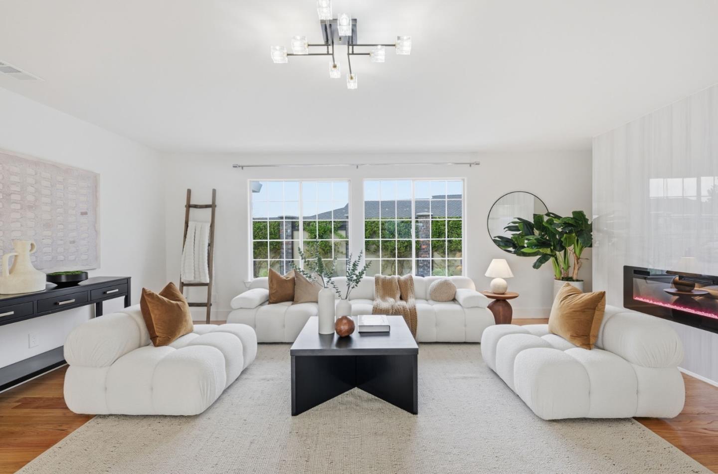 Detail Gallery Image 3 of 78 For 1501 Welburn Ave, Gilroy,  CA 95020 - 4 Beds | 3 Baths