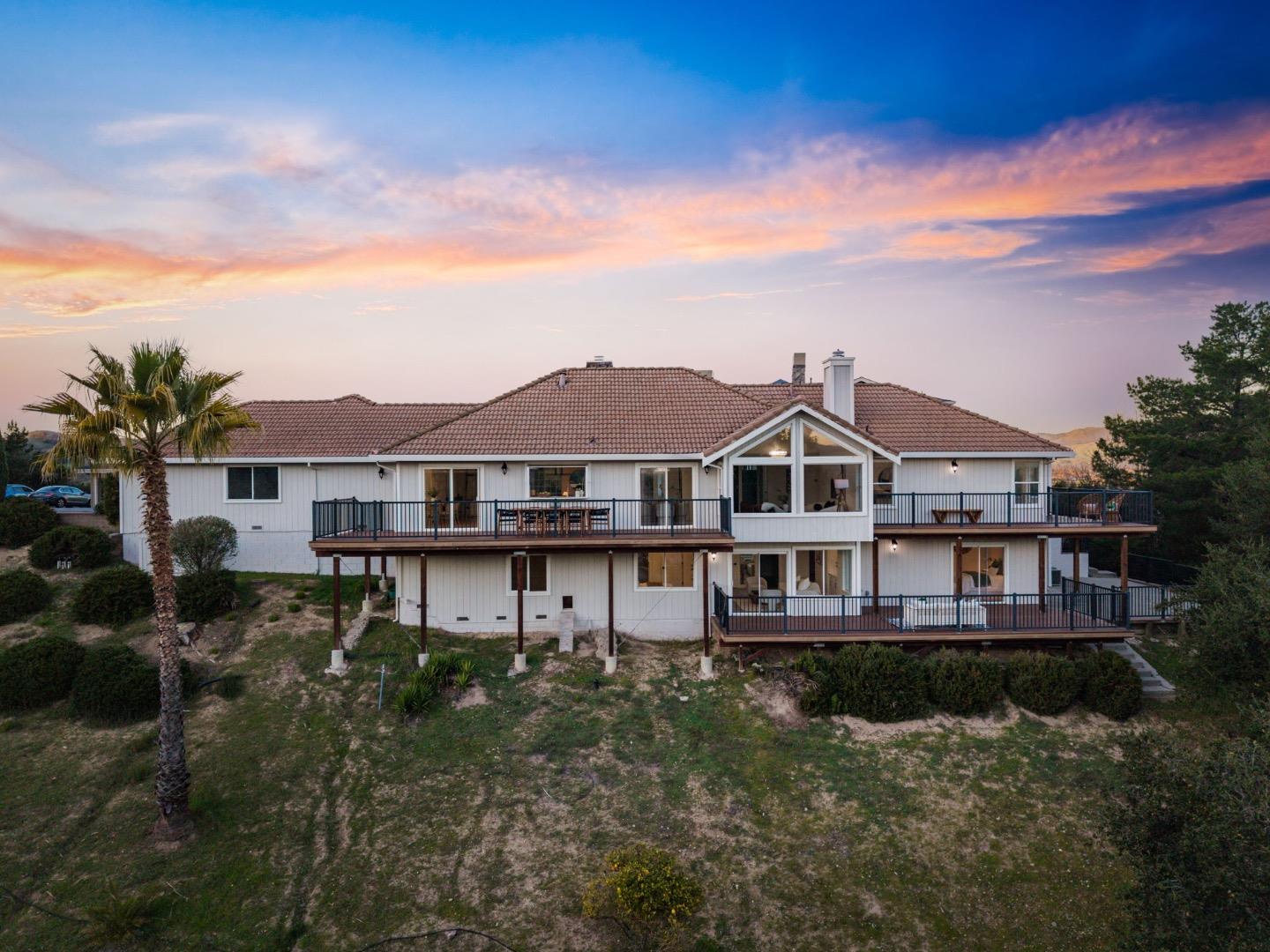 Detail Gallery Image 74 of 78 For 1501 Welburn Ave, Gilroy,  CA 95020 - 4 Beds | 3 Baths