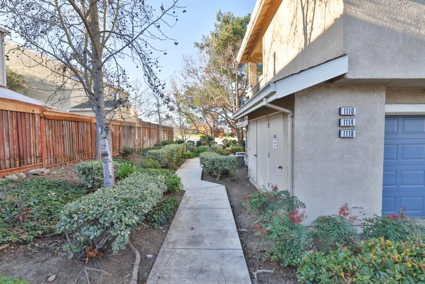 Photo #4: ML82032733 Listing: Photo #4