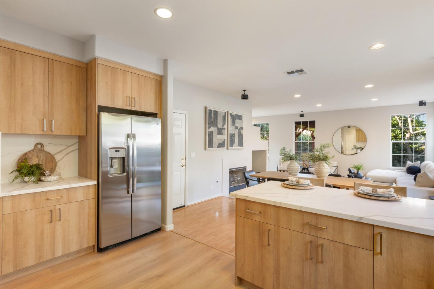 Detail Gallery Image 10 of 31 For 5500 Cooney Pl, San Jose,  CA 95123 - 5 Beds | 3 Baths