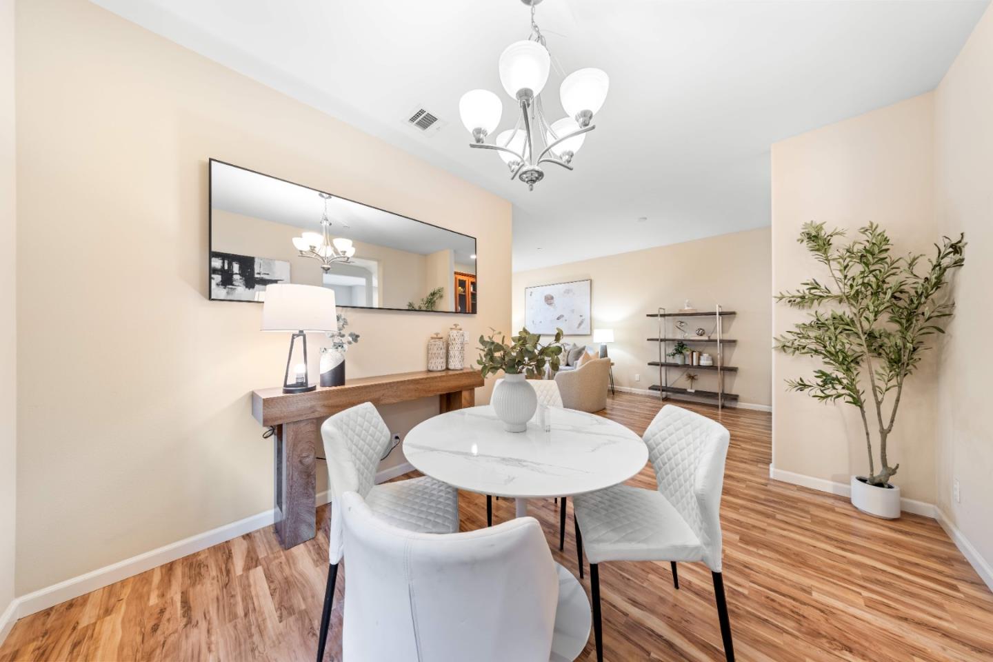 Photo #15: ML82032736 Listing: Photo #15