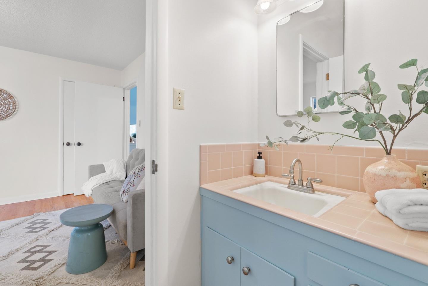 Detail Gallery Image 25 of 48 For 131 Spring St, Santa Cruz,  CA 95060 - 3 Beds | 1/1 Baths