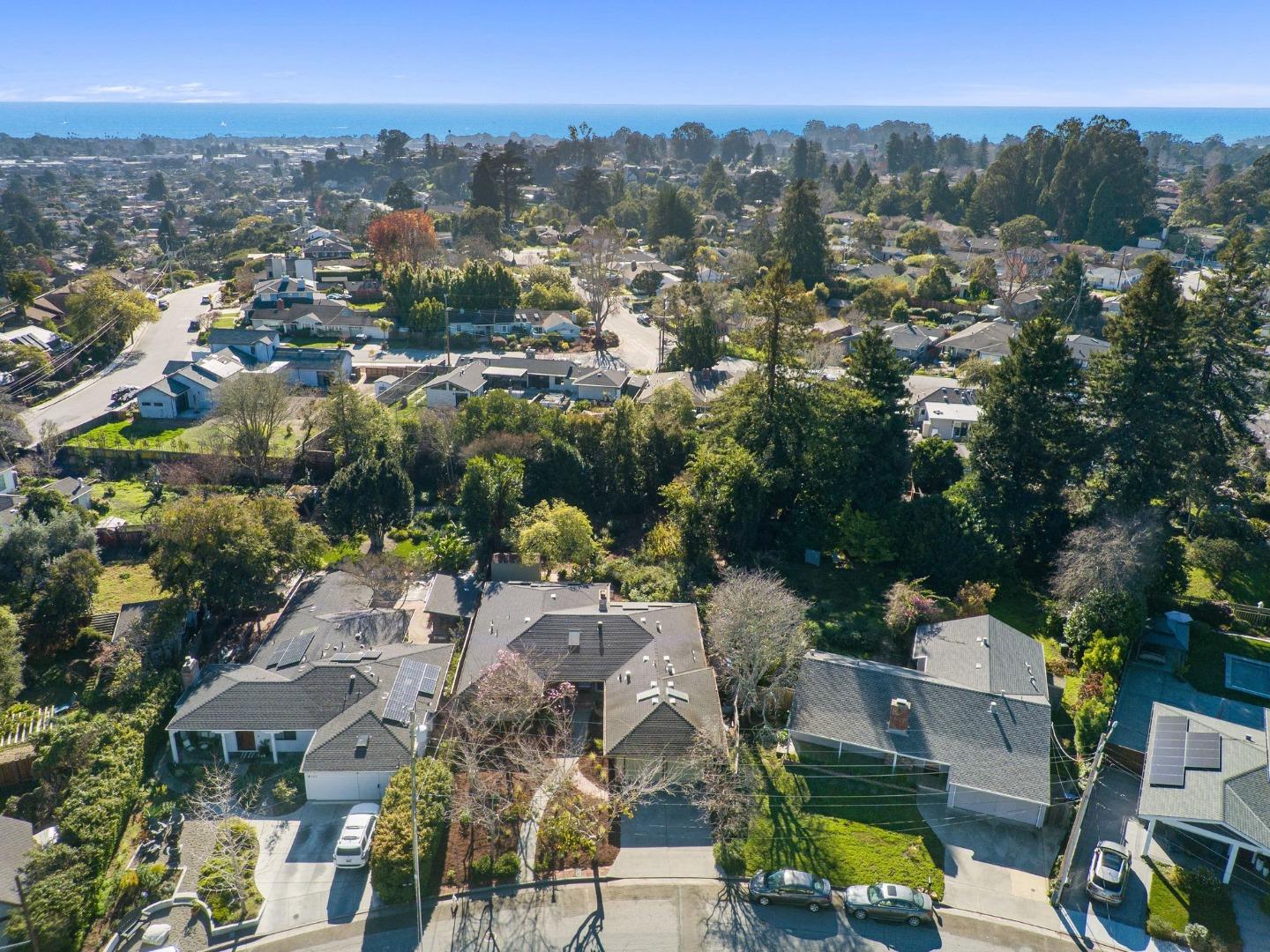 Detail Gallery Image 43 of 48 For 131 Spring St, Santa Cruz,  CA 95060 - 3 Beds | 1/1 Baths