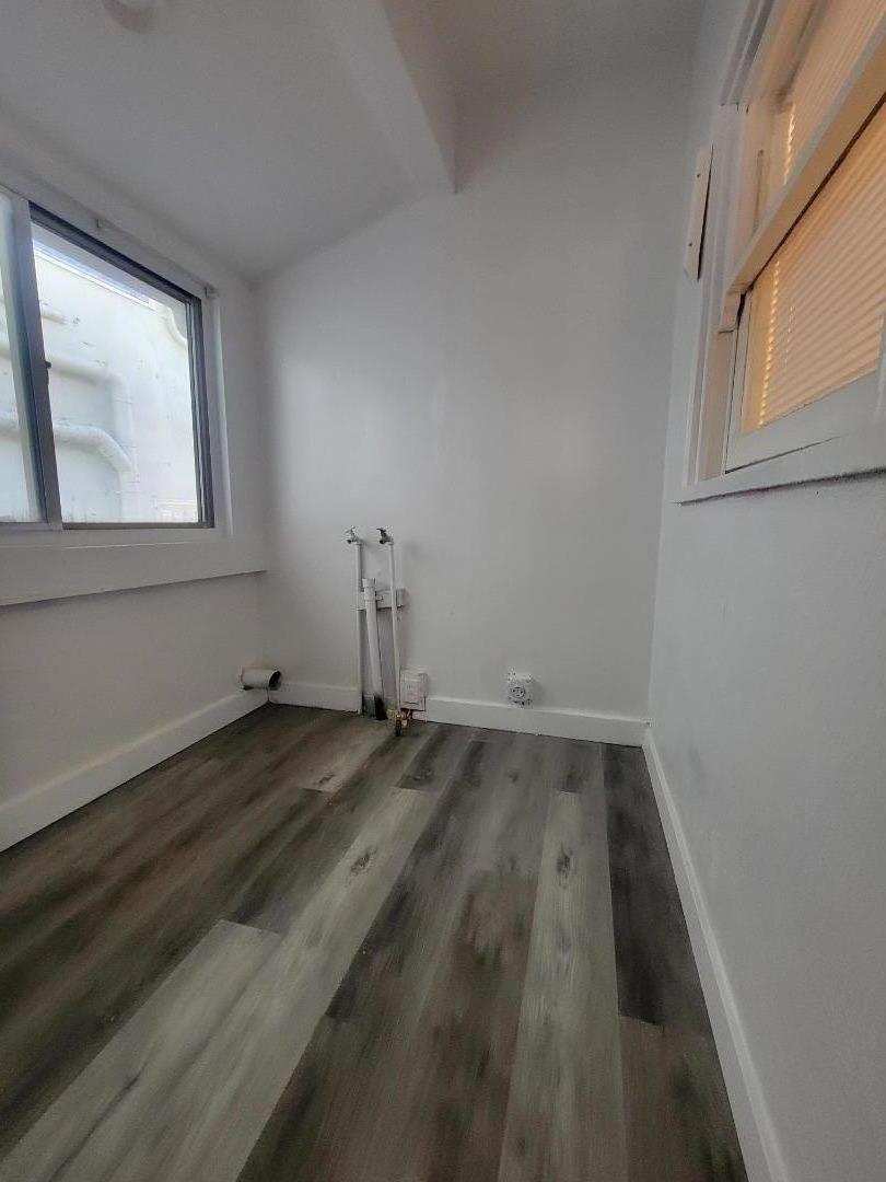 Detail Gallery Image 7 of 11 For 1900-1904 21st Ave, Oakland,  CA 94606 - – Beds | – Baths