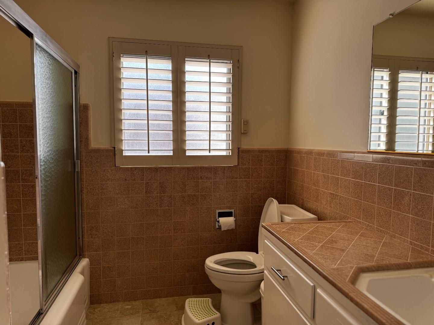 Detail Gallery Image 12 of 12 For 1054 Savannah Dr, San Jose,  CA 95117 - 3 Beds | 2 Baths
