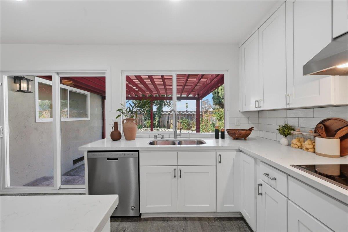 Detail Gallery Image 19 of 63 For 2441 Lambert Pl, Union City,  CA 94587 - 4 Beds | 2 Baths