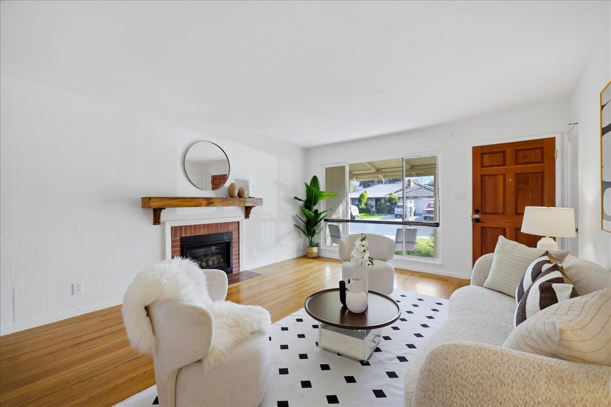 Detail Gallery Image 5 of 48 For 2245 Rosita Ave, Santa Clara,  CA 95050 - 4 Beds | 2 Baths