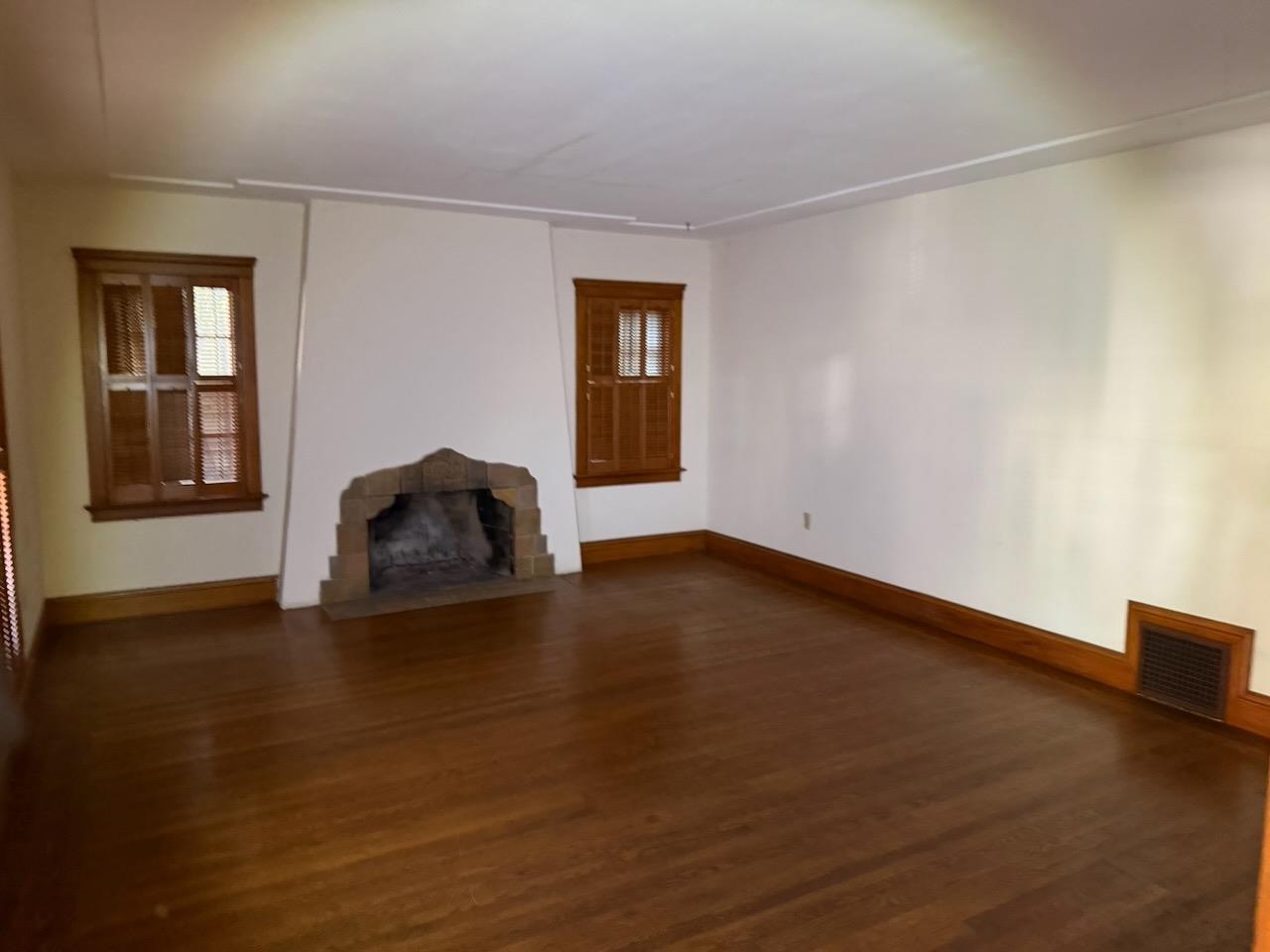 Detail Gallery Image 8 of 28 For 412 Guinda St, Palo Alto,  CA 94301 - 2 Beds | 1 Baths