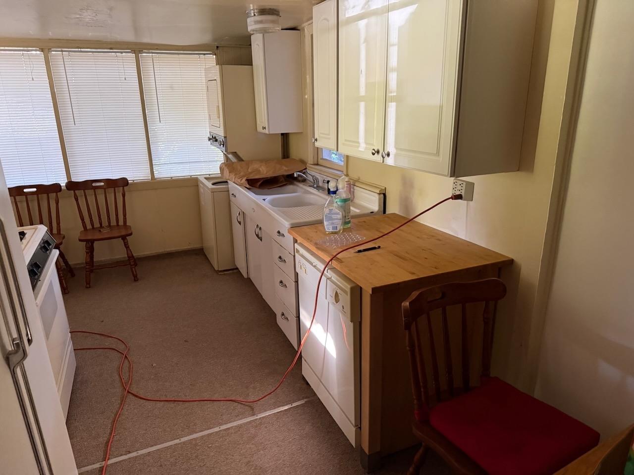 Detail Gallery Image 11 of 41 For 653 Melville Ave, Palo Alto,  CA 94301 - – Beds | – Baths