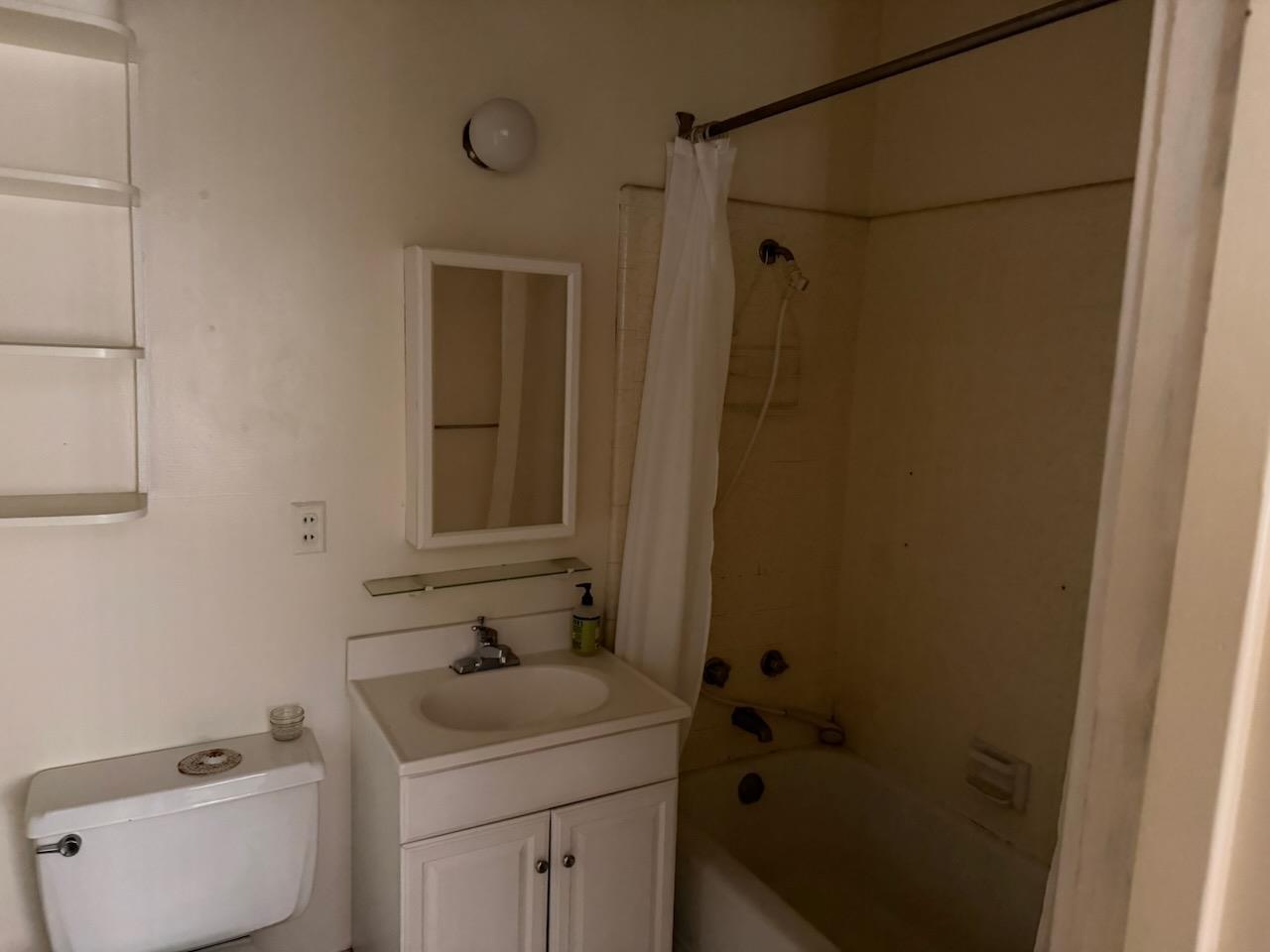 Detail Gallery Image 15 of 41 For 653 Melville Ave, Palo Alto,  CA 94301 - – Beds | – Baths