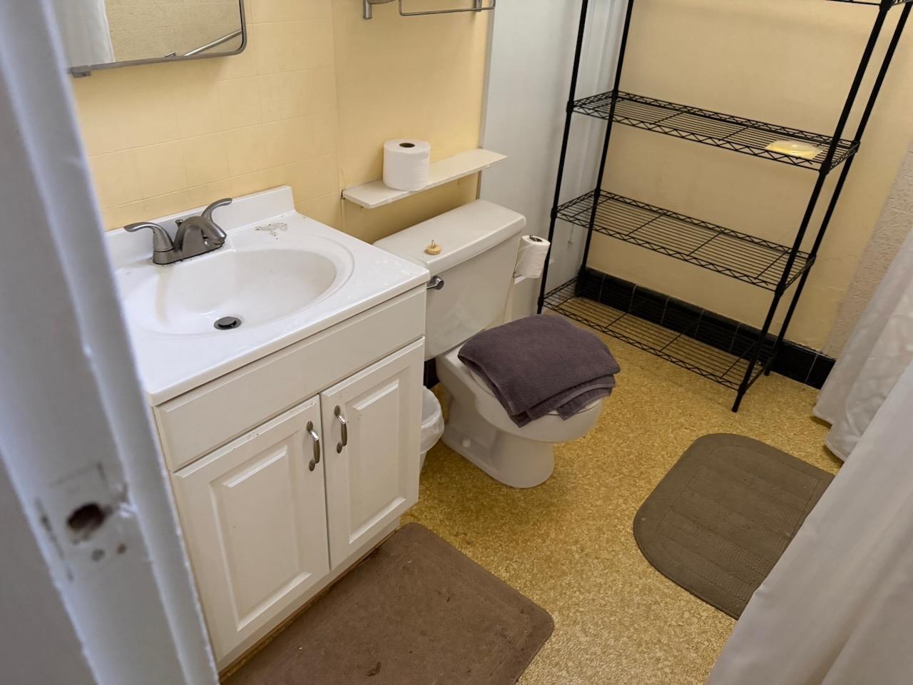 Detail Gallery Image 20 of 41 For 653 Melville Ave, Palo Alto,  CA 94301 - – Beds | – Baths