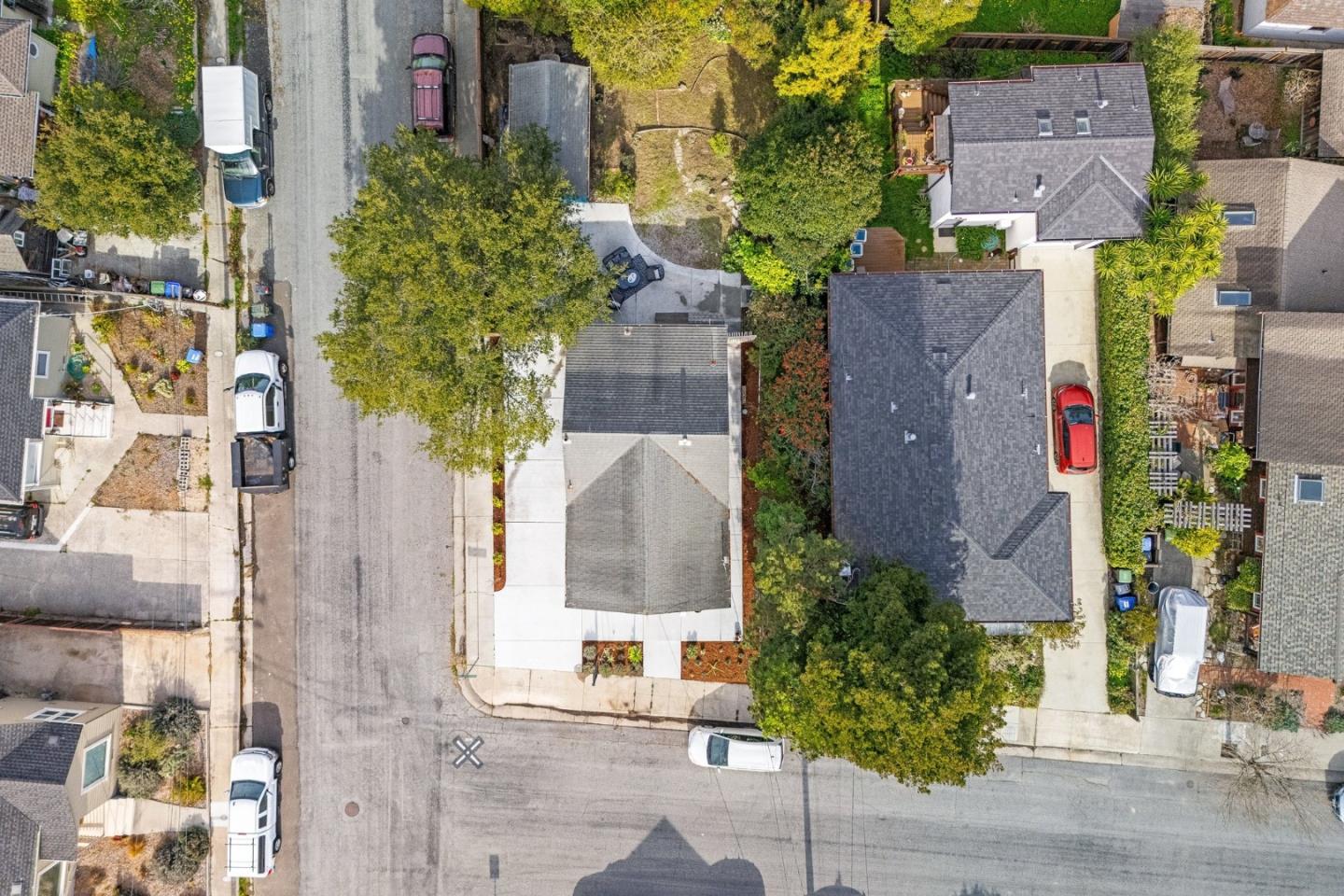 Detail Gallery Image 24 of 29 For 144 Averitt St, Santa Cruz,  CA 95060 - 2 Beds | 1 Baths