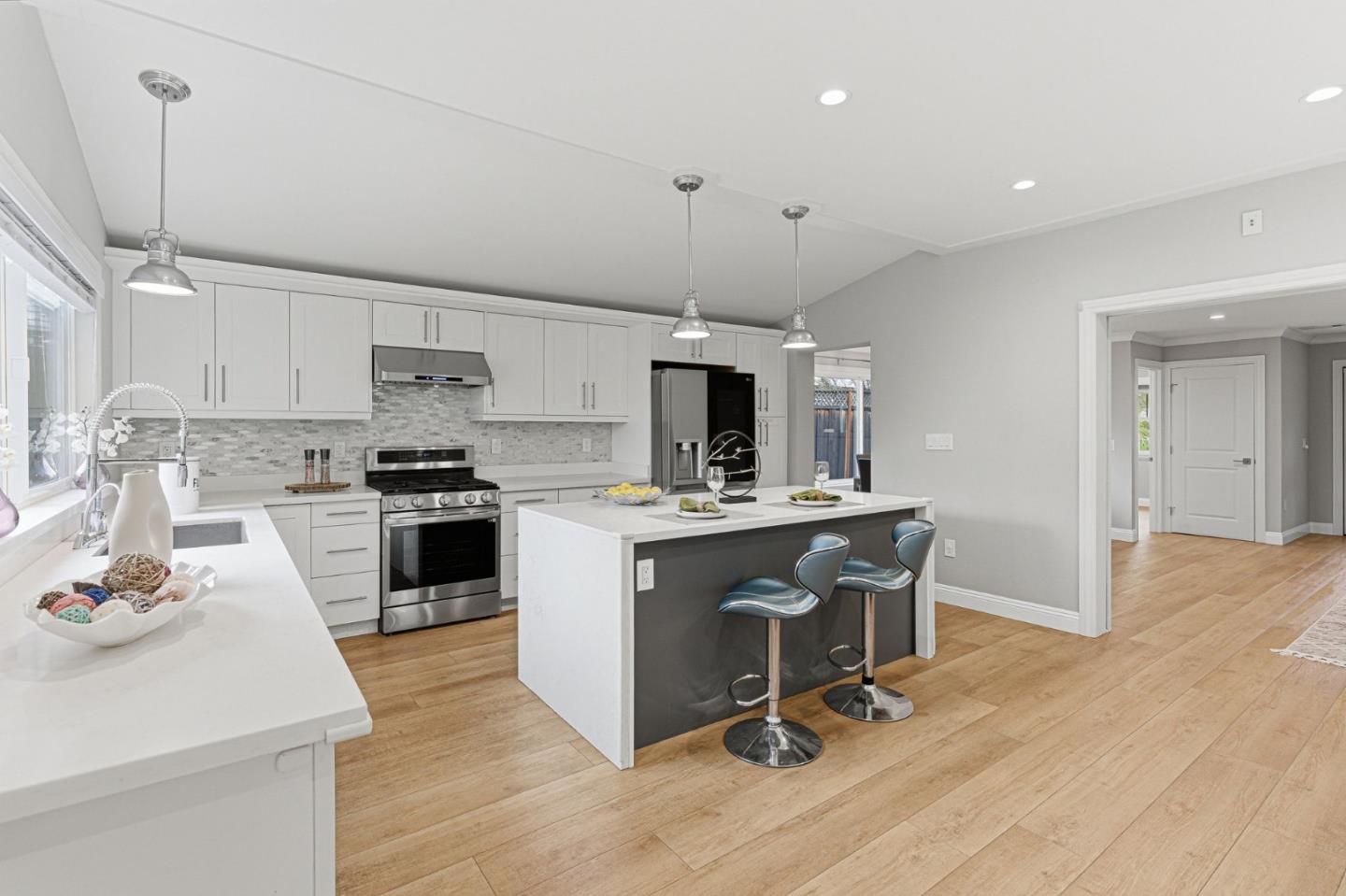 Detail Gallery Image 15 of 48 For 4915 Adair Way, San Jose,  CA 95124 - 4 Beds | 2 Baths