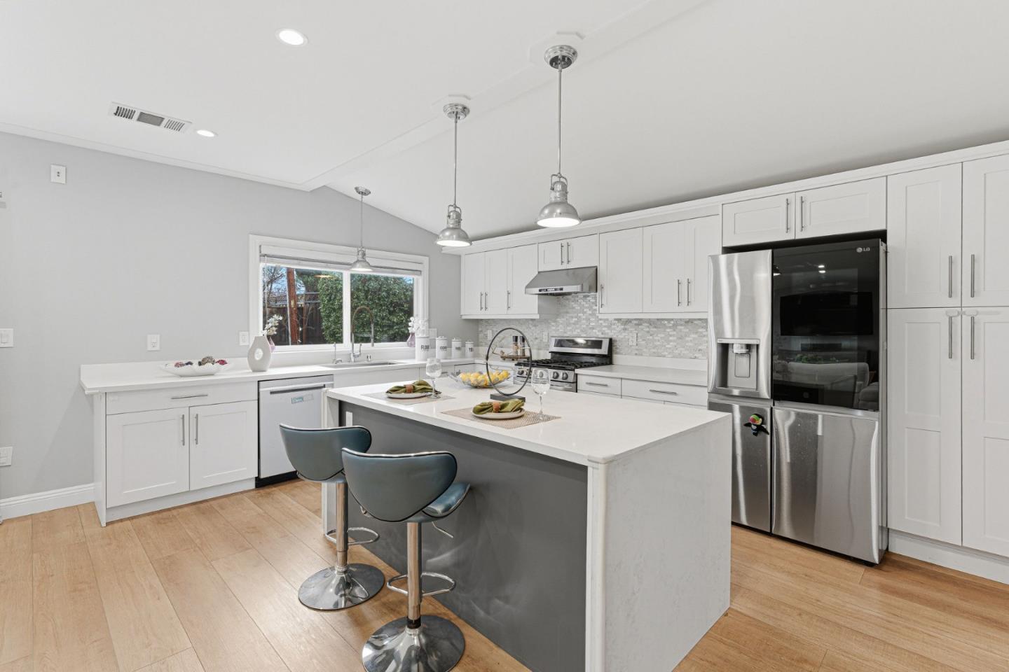 Detail Gallery Image 16 of 48 For 4915 Adair Way, San Jose,  CA 95124 - 4 Beds | 2 Baths